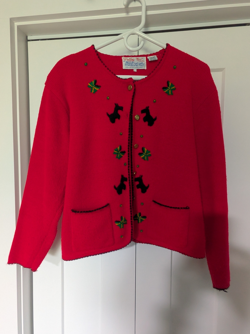 Vintage 70s Scottie Dog Embroidered Knit Cardigan Womens Size Large gold buttons